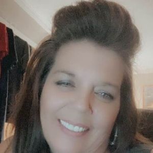 Meet your Posher, Deidra